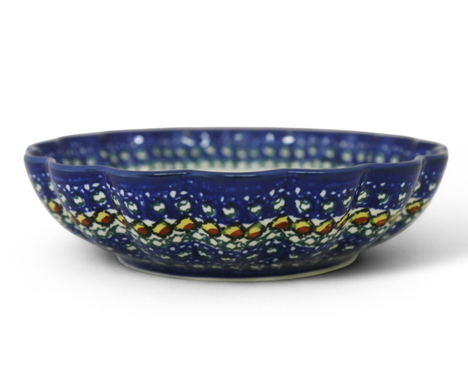 Unikat 7.5" Scalloped Bowl