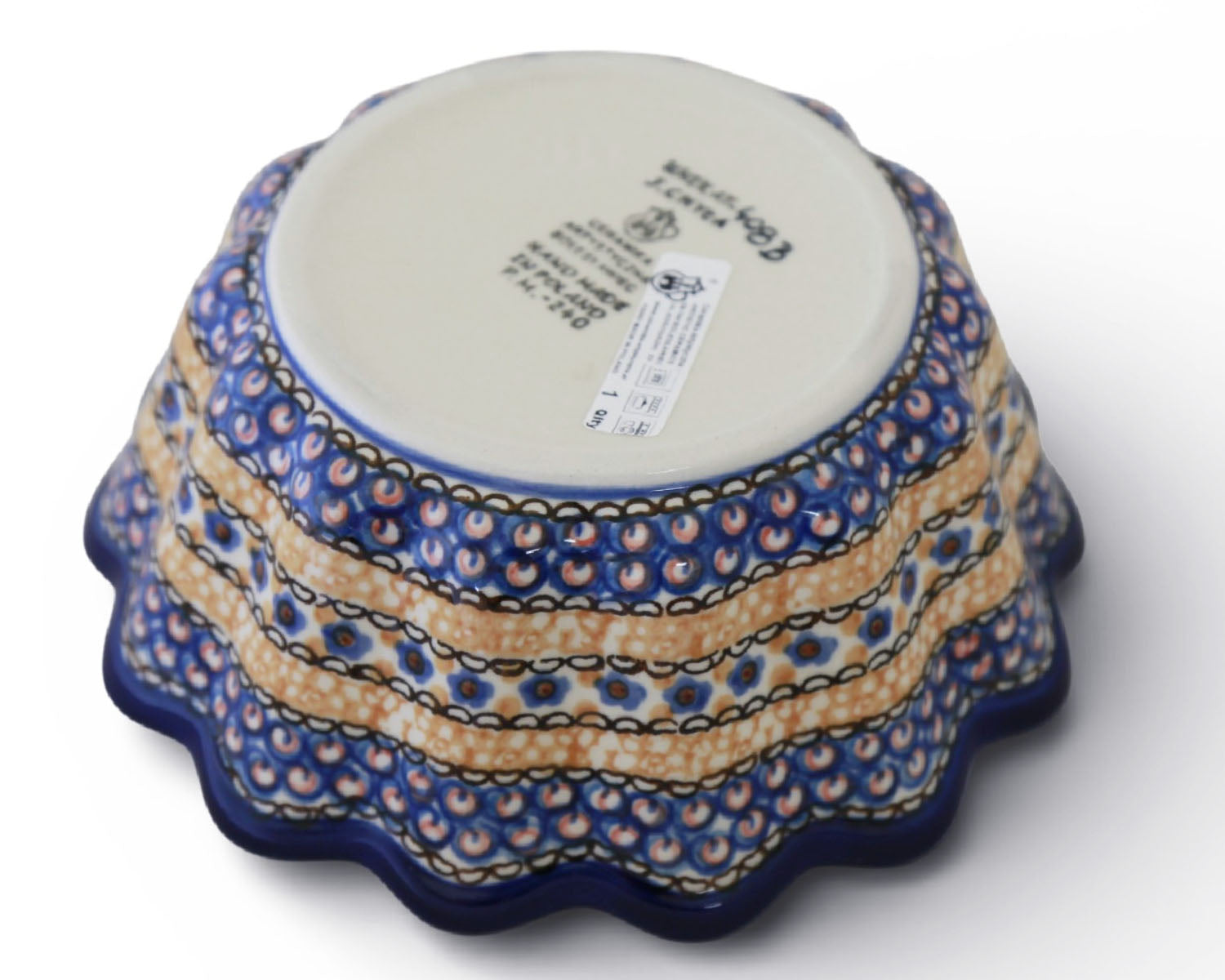 Large 7.5" Unikat Scalloped Bowl