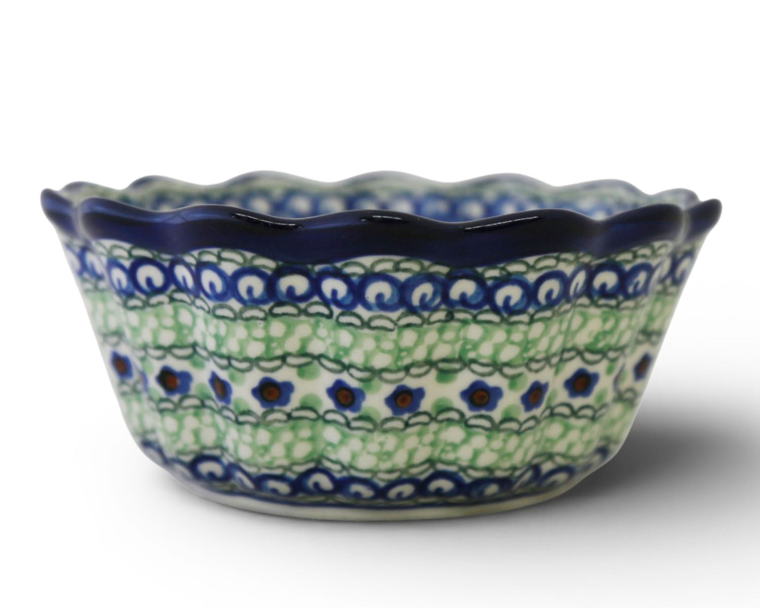 Medium 5.75" Unikat Scalloped Bowl