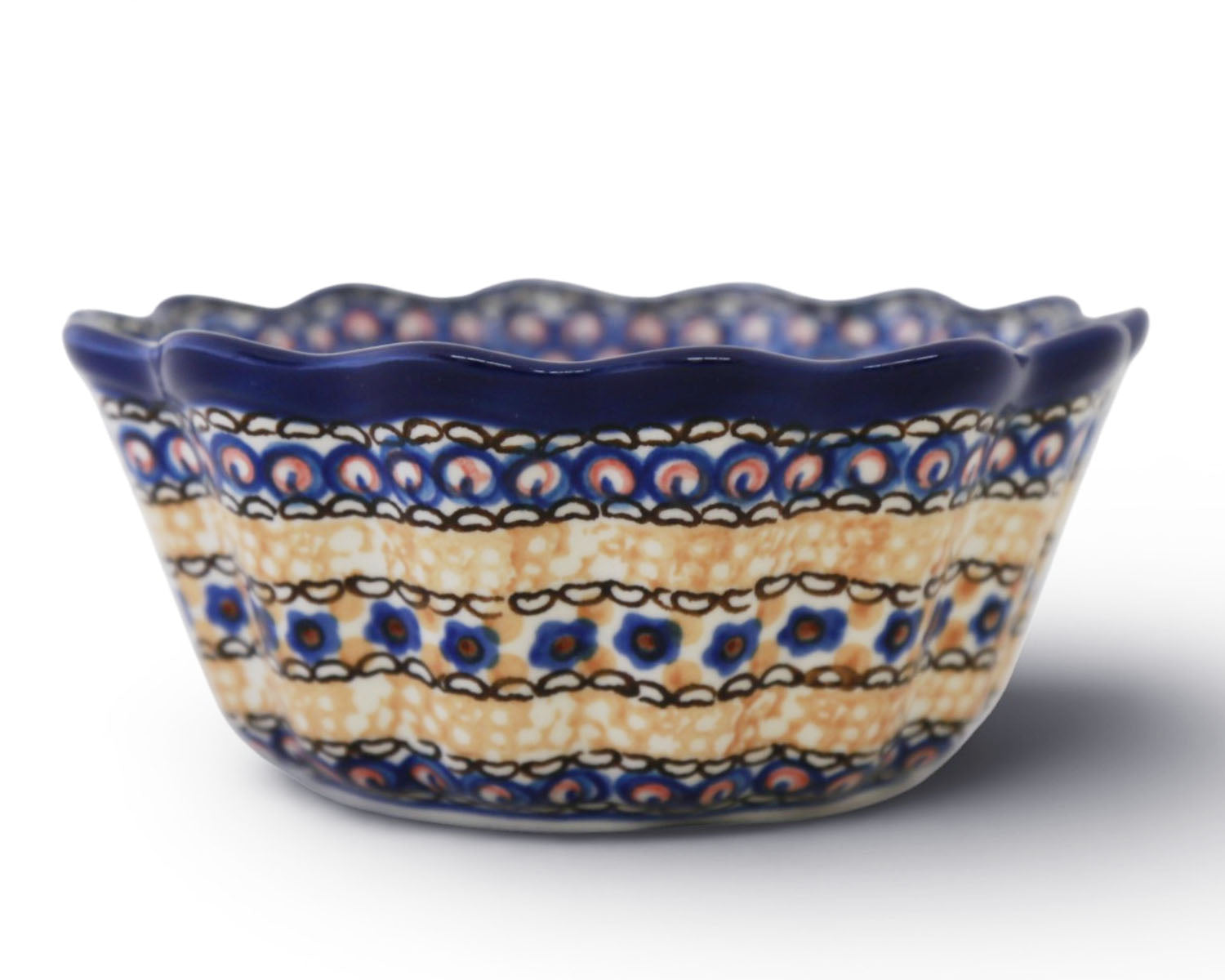 Medium 5.75" Unikat Scalloped Bowl