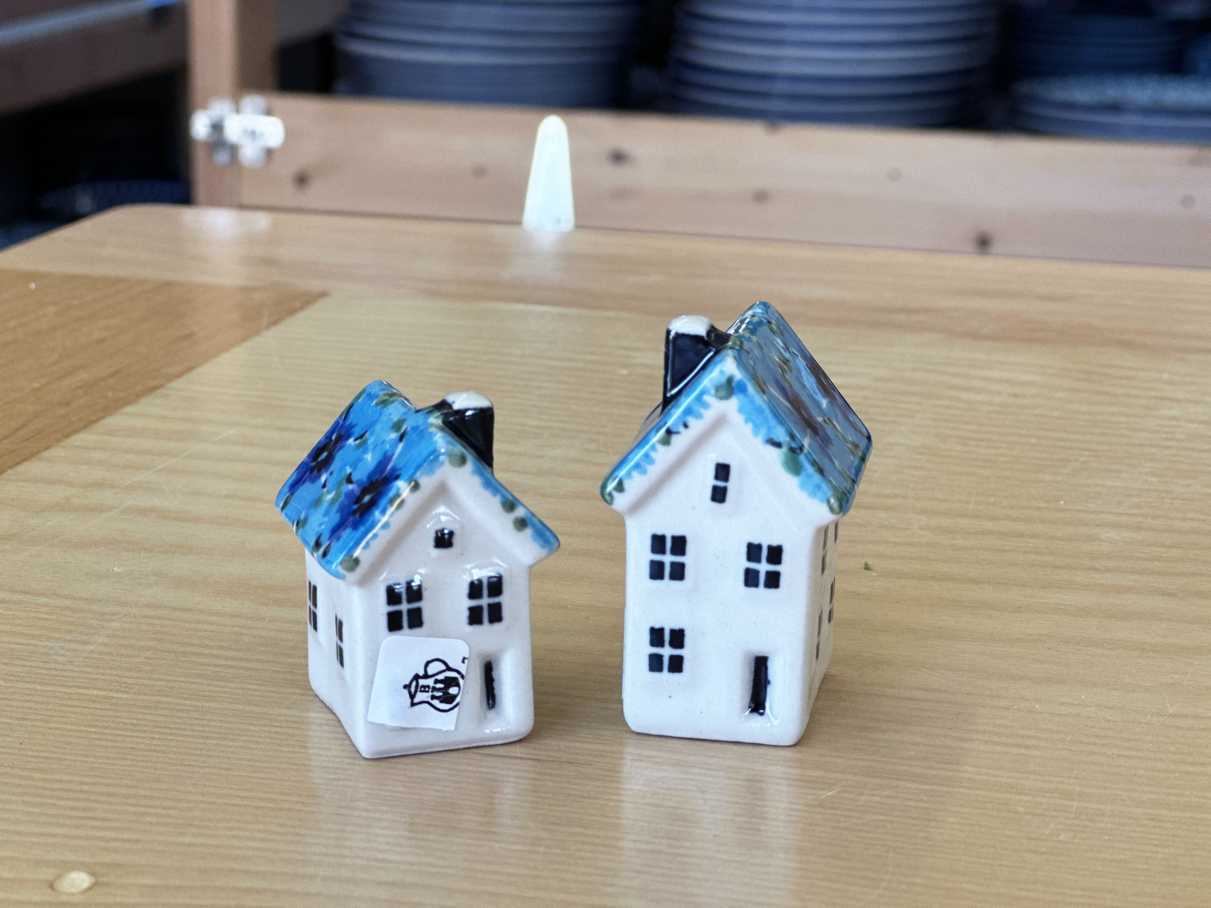 CLEARANCE Unikat House Shaker Set Salt & Pepper