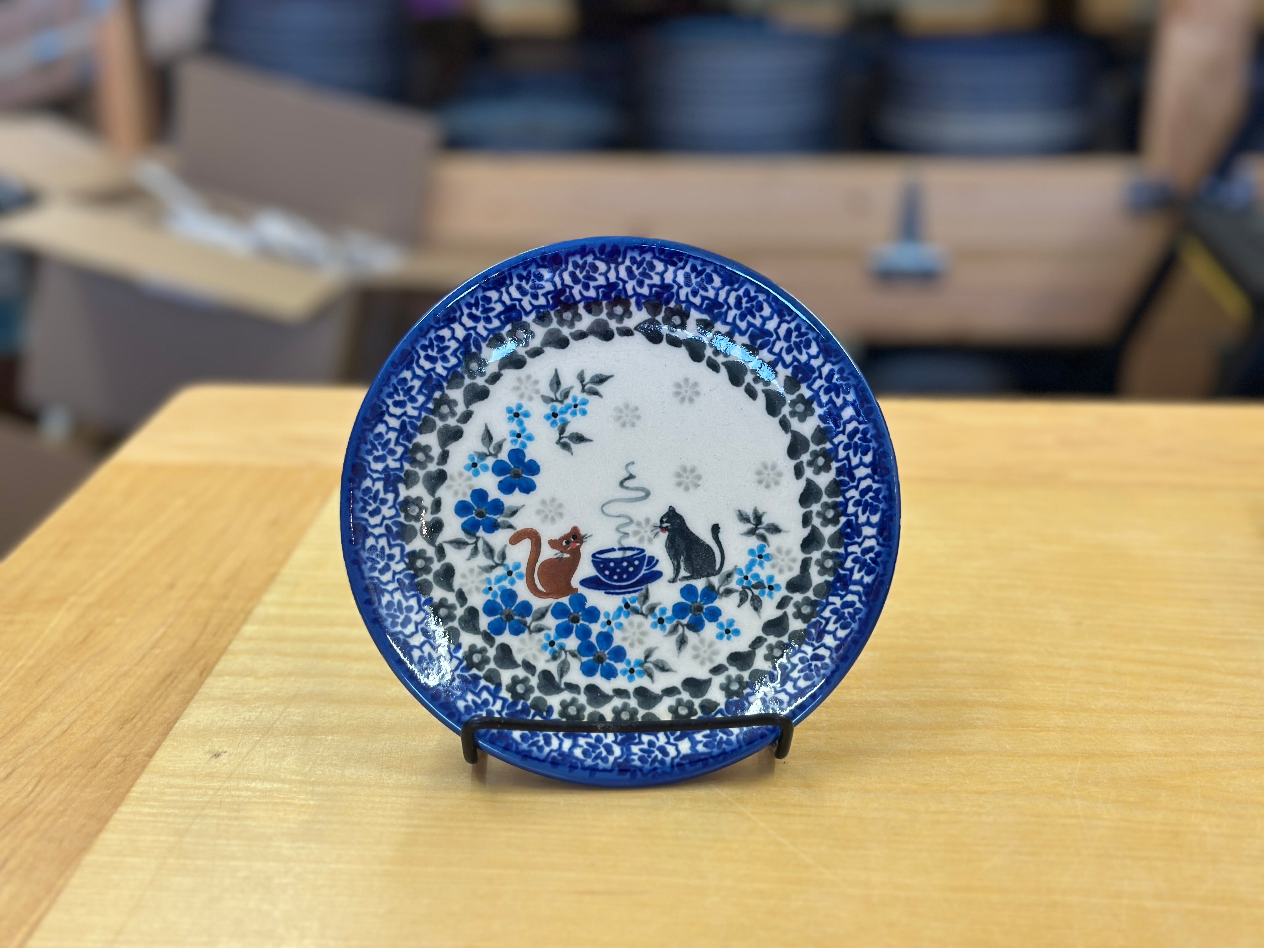 CLEARANCE 6" Unikat Plate