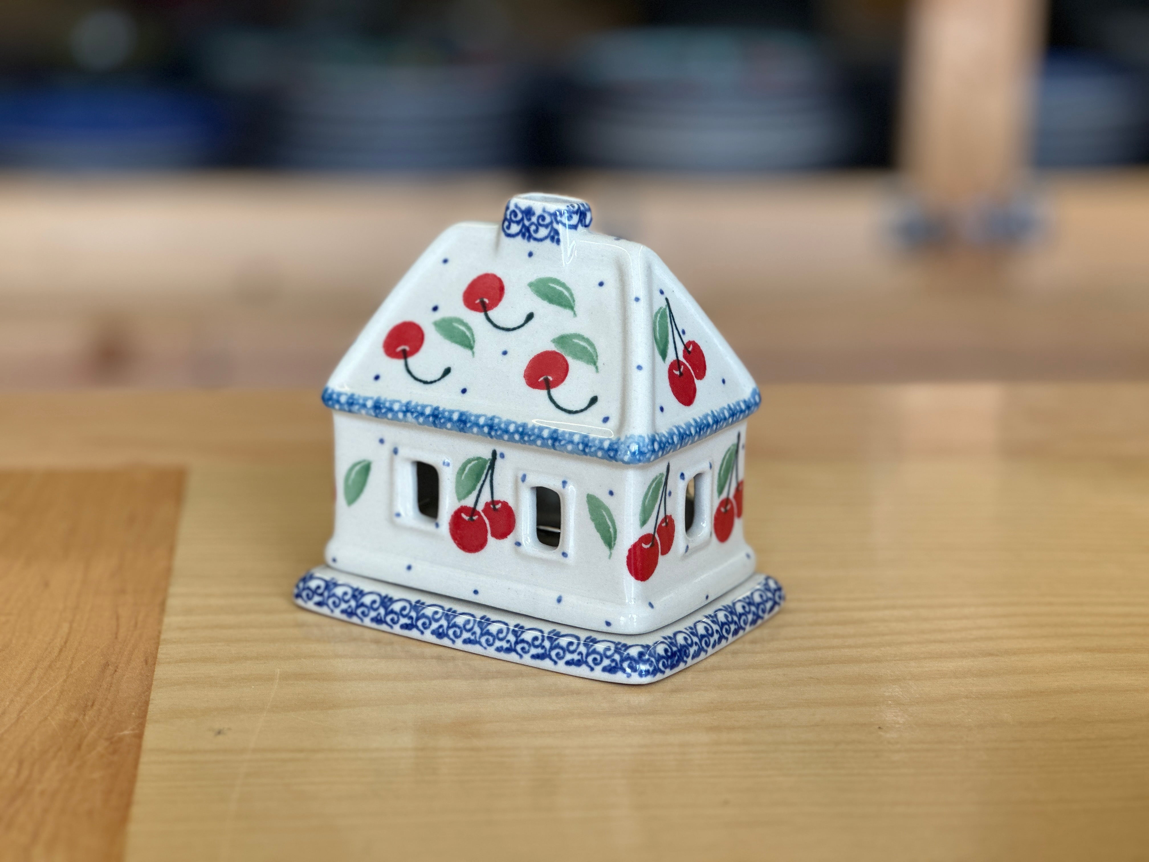 CLEARANCE Luminary House