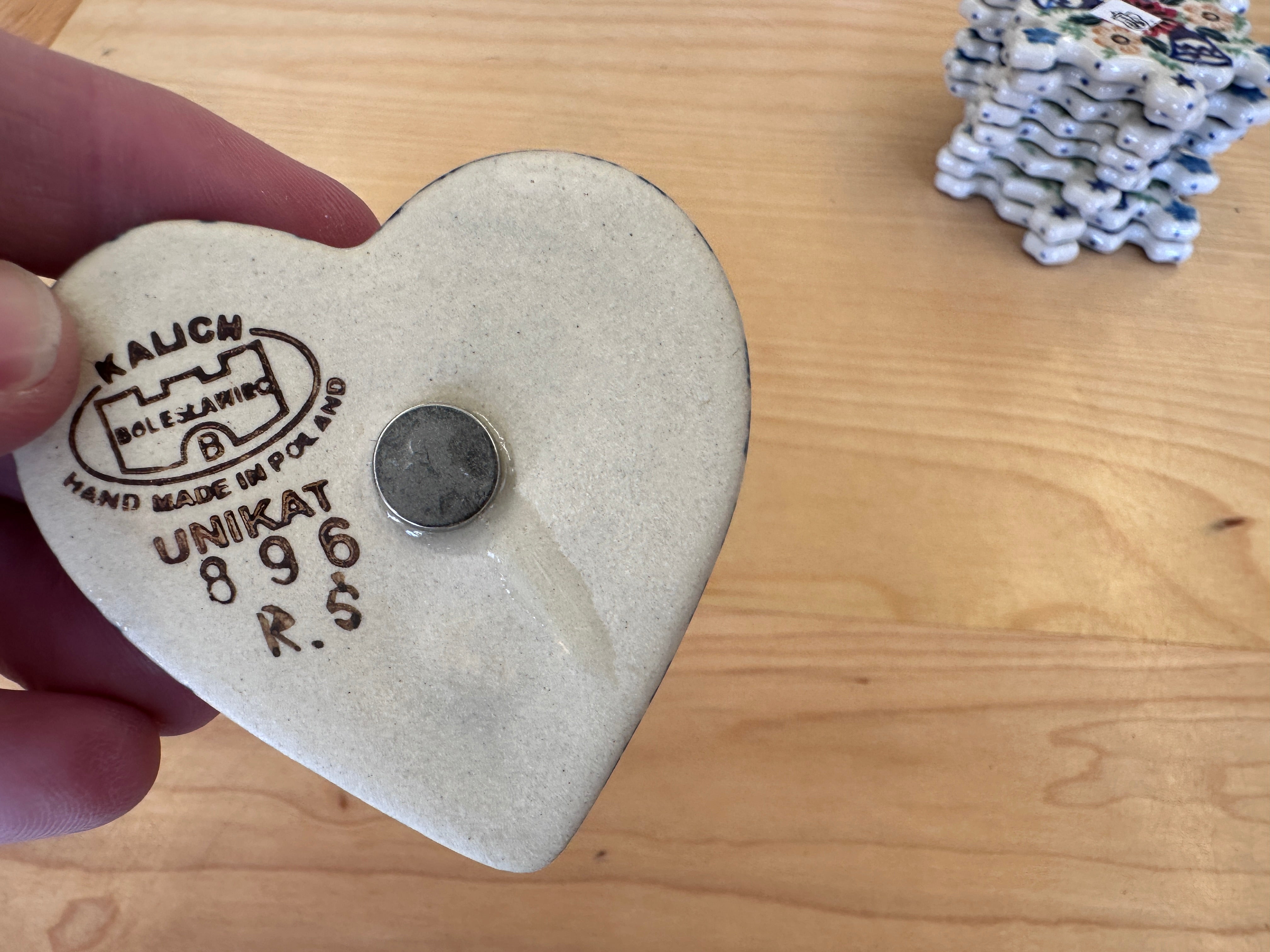 CLEARANCE Unikat Heart Magnet