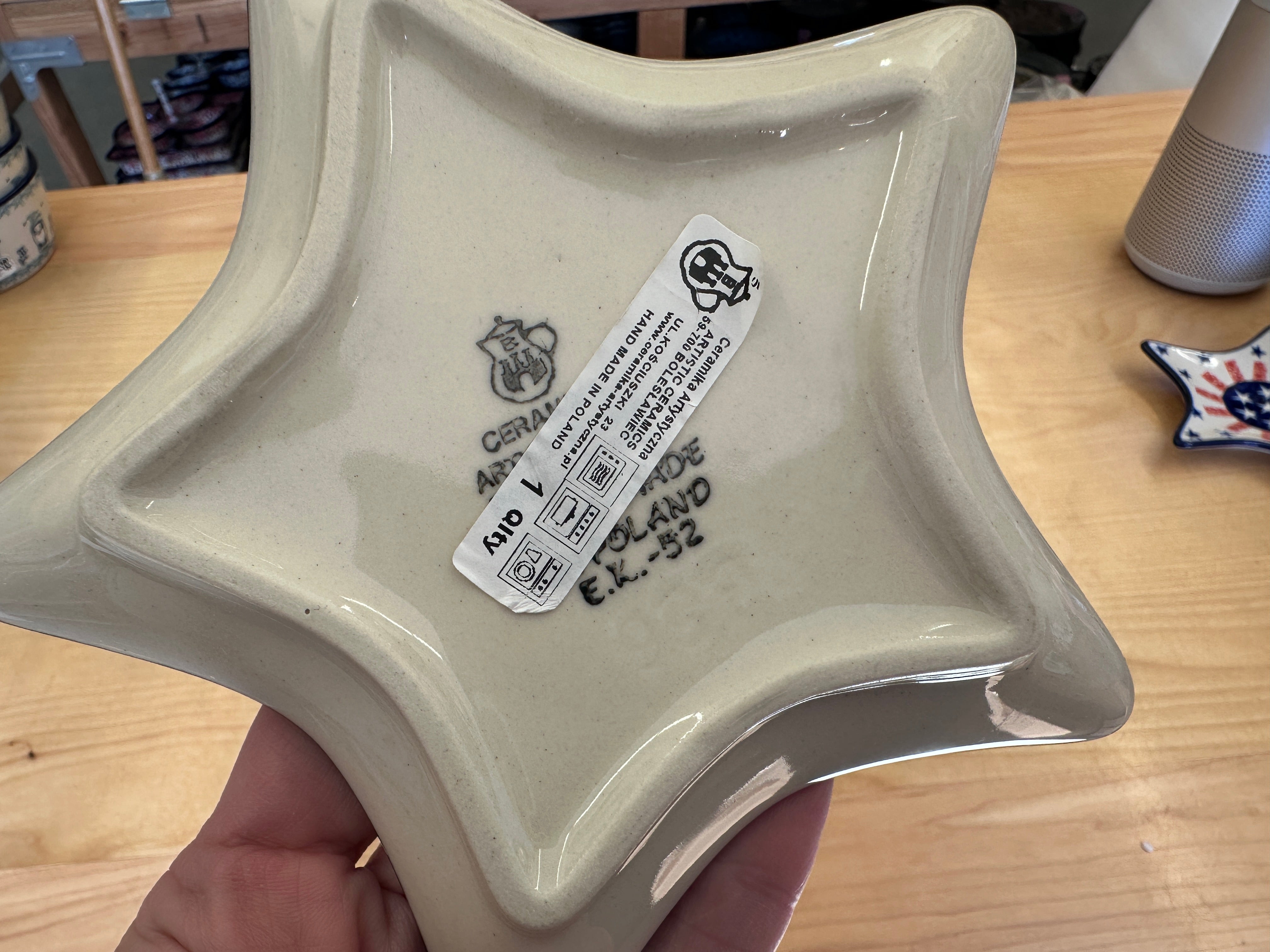 CLEARANCE 6" Star Dish