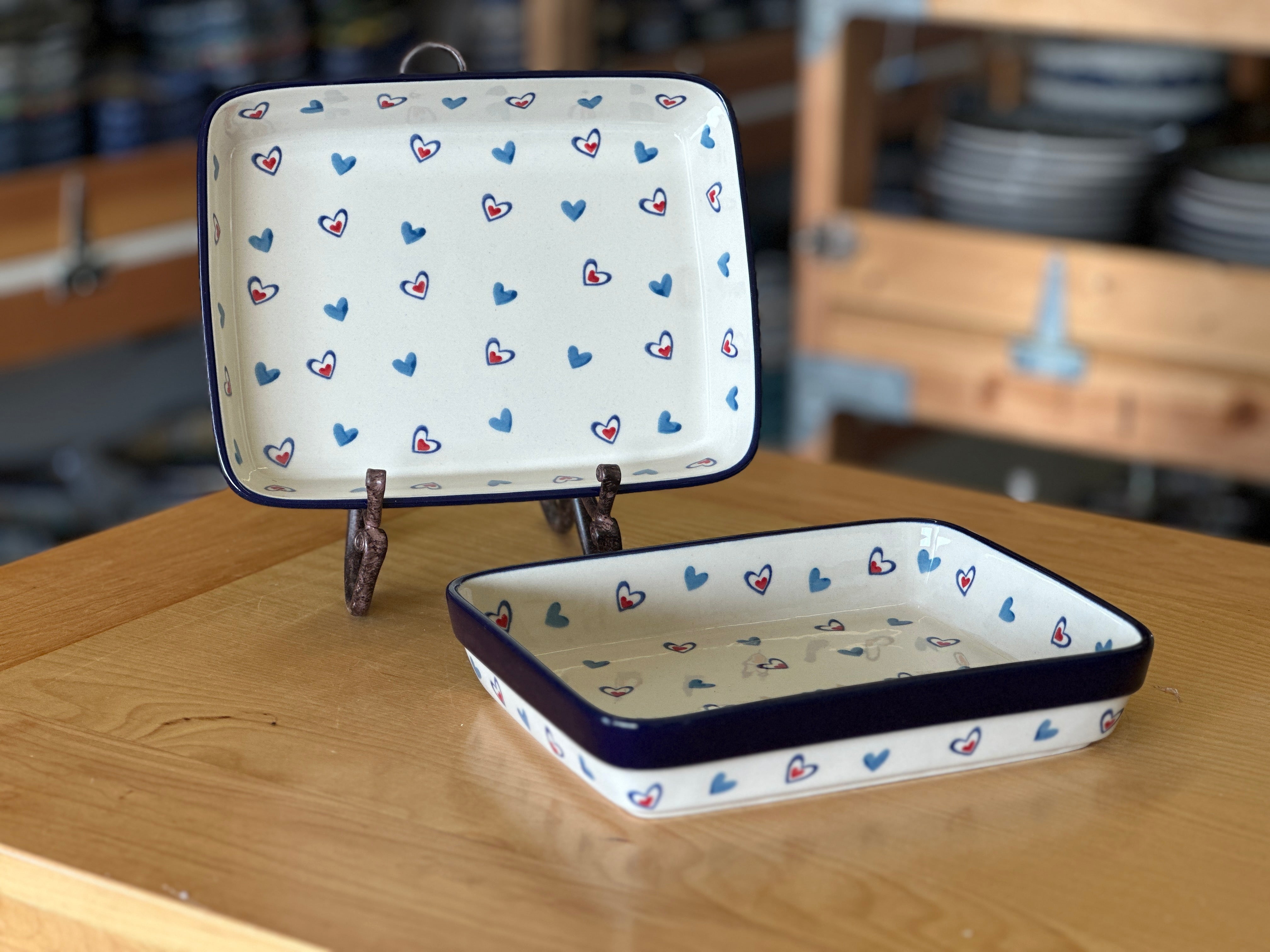 CLEARANCE Shallow Baker