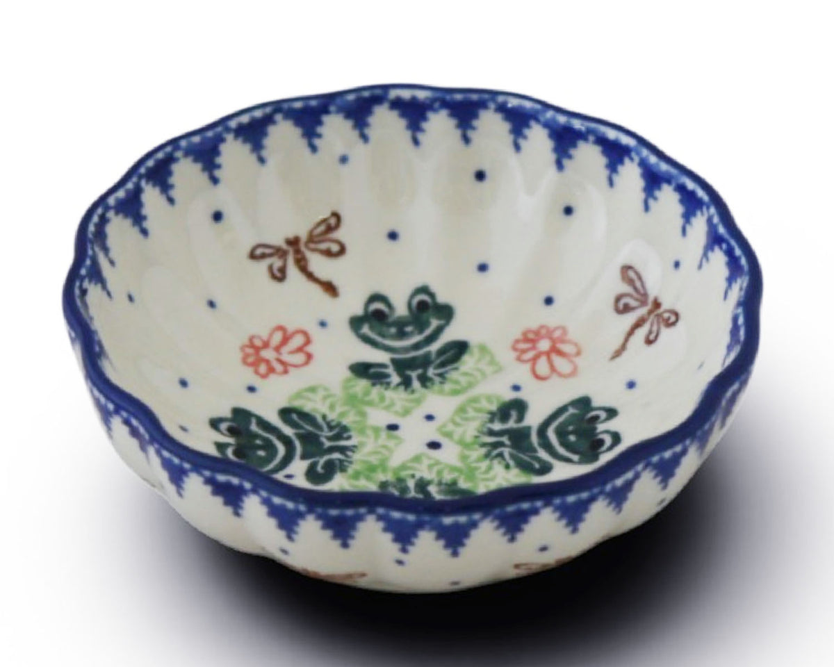 Scalloped Side Bowl