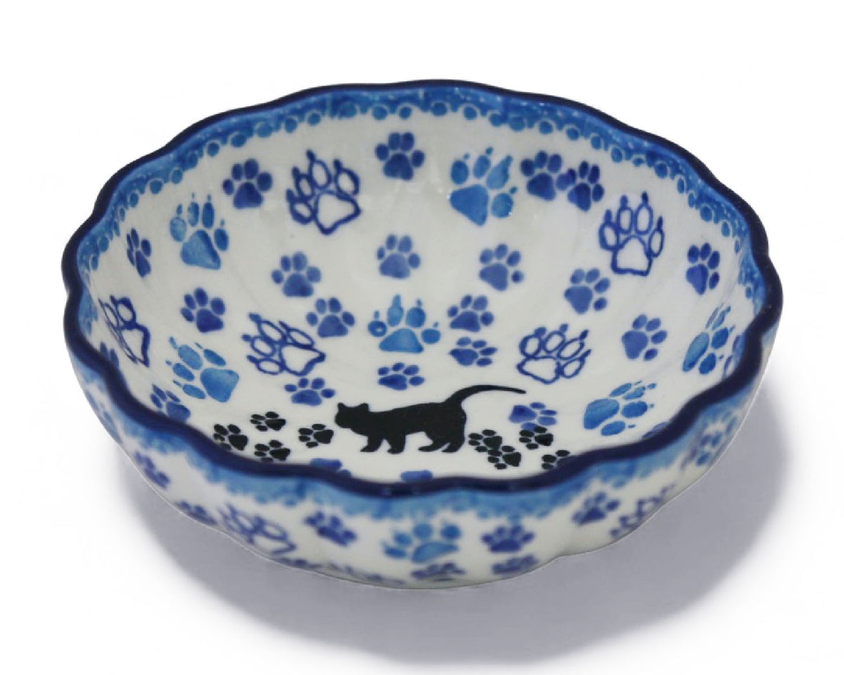 Scalloped Side Bowl