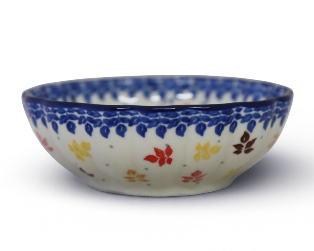 Scalloped Side Bowl