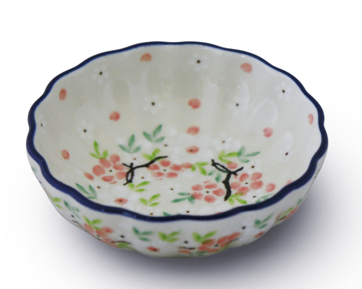 Unikat Scalloped Side Bowl