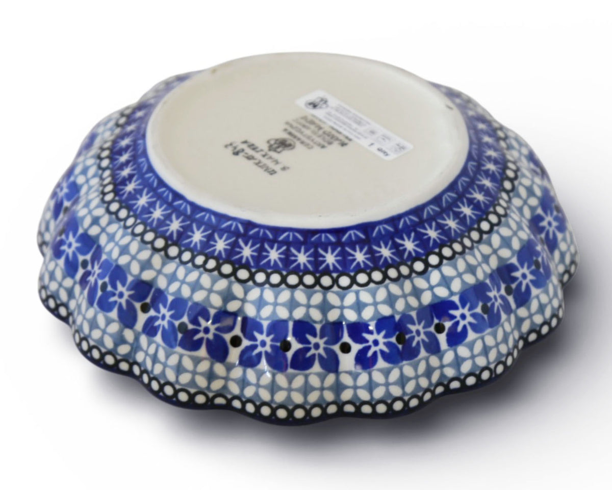 Unikat 7.5" Scalloped Bowl