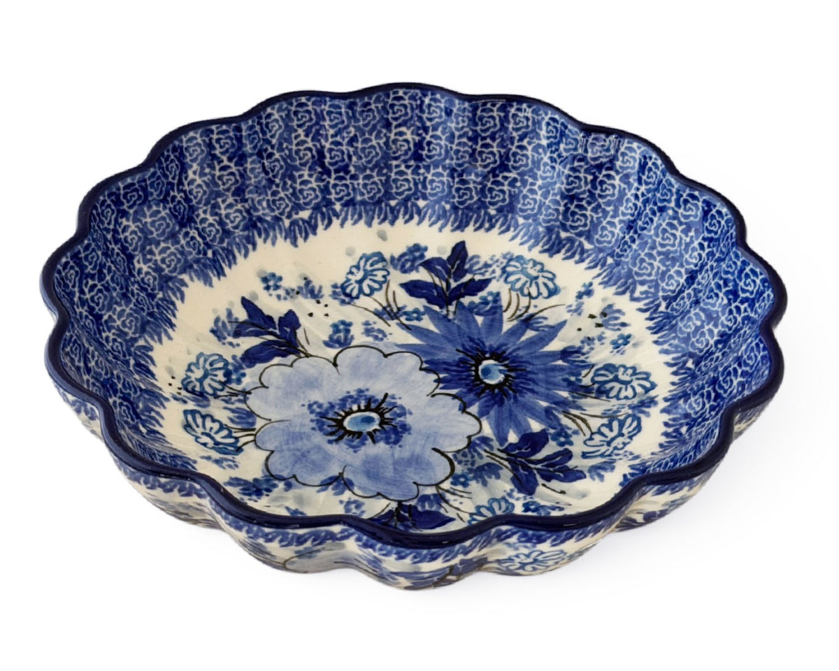 Unikat 7.5" Scalloped Bowl