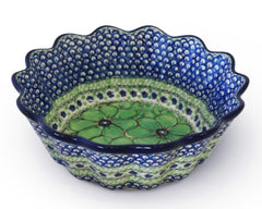 XL 9.25" Unikat Scalloped Bowl