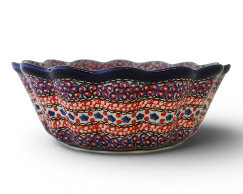 XL 9.25" Unikat Scalloped Bowl