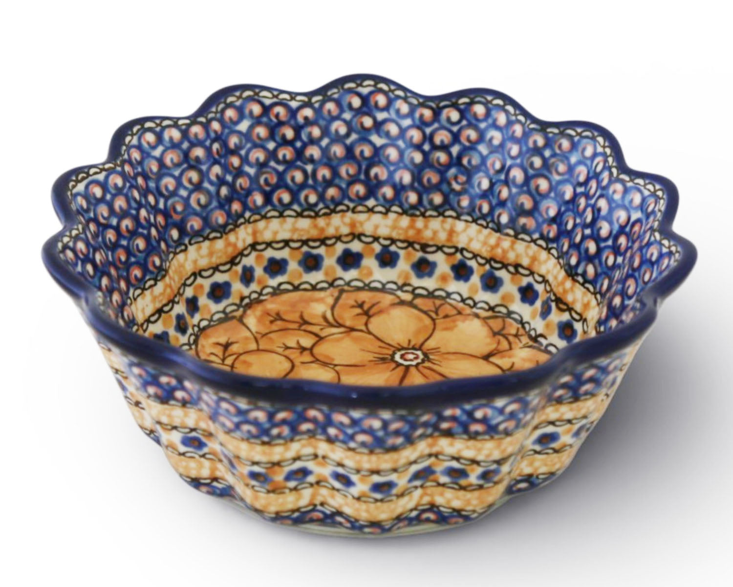 Large 7.5" Unikat Scalloped Bowl