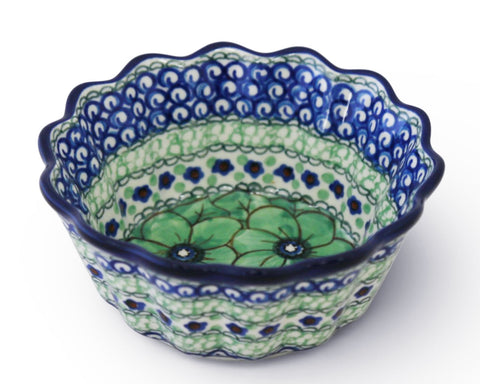 Medium 5.75" Unikat Scalloped Bowl