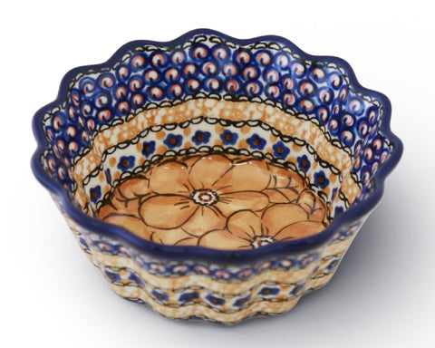 Medium 5.75" Unikat Scalloped Bowl