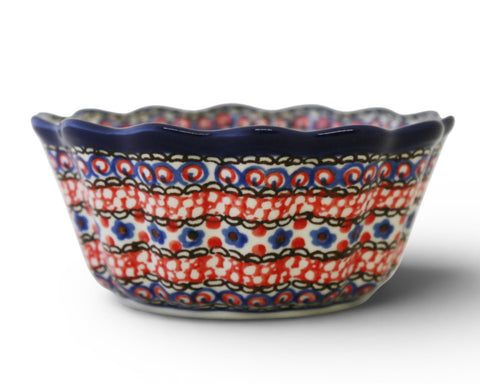 Medium 5.75" Unikat Scalloped Bowl