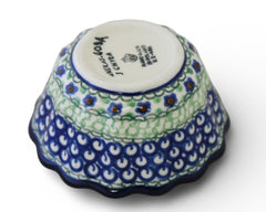 Small 4" Unikat Scalloped Bowl