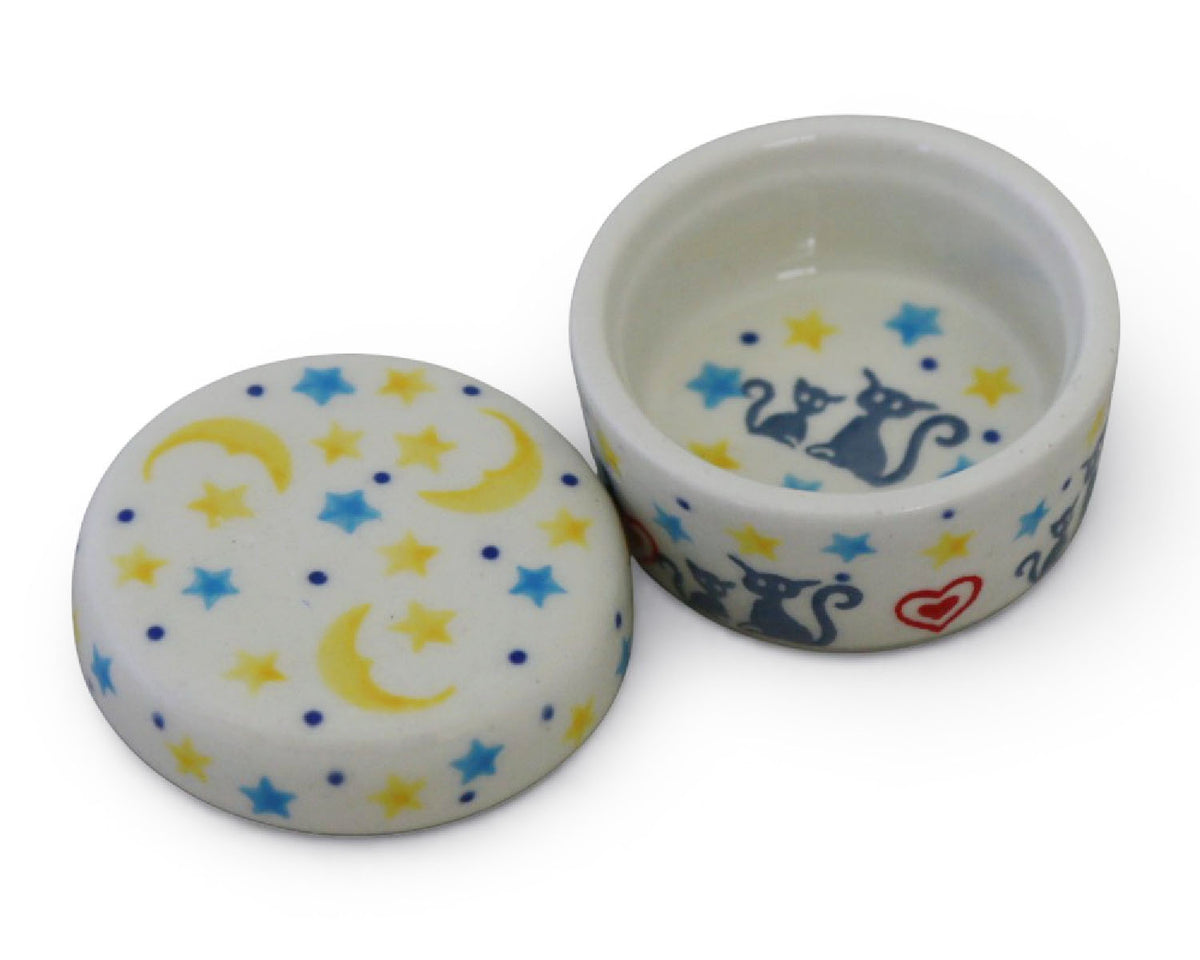 Small Round Box