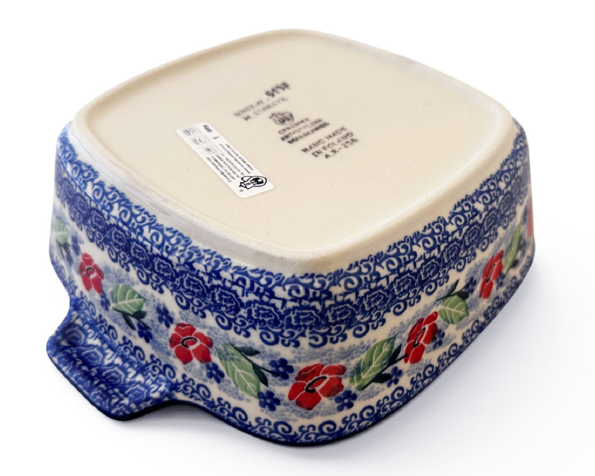 Unikat 8.5" Handled Baker