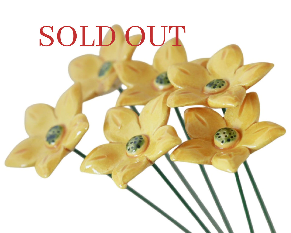 Medium "Elise" Ceramic Flower