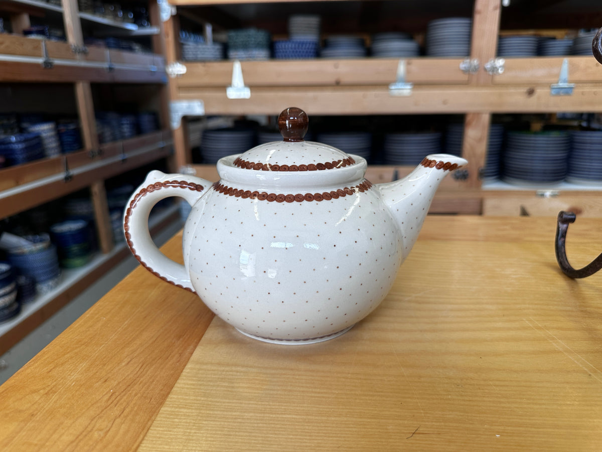 CLEARANCE 40 oz Teapot