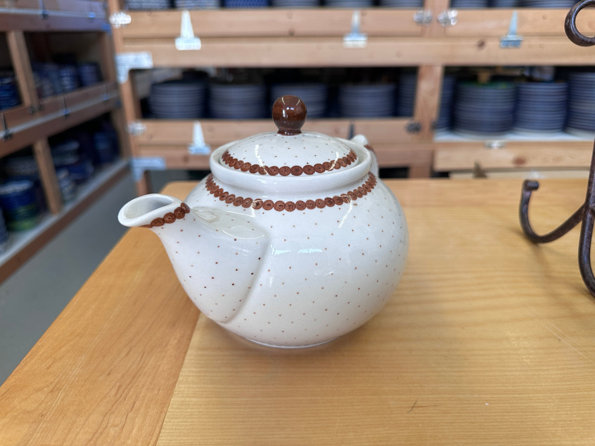 CLEARANCE 40 oz Teapot