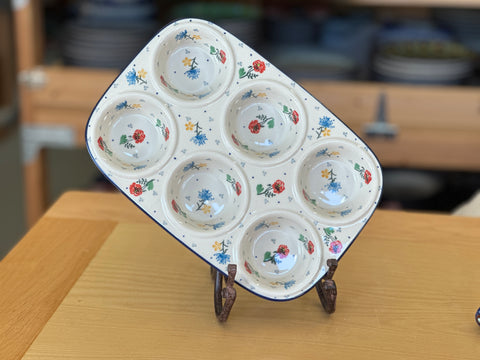 CLEARANCE Muffin Pan