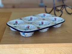 CLEARANCE Muffin Pan