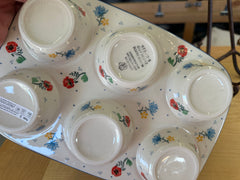 CLEARANCE Muffin Pan