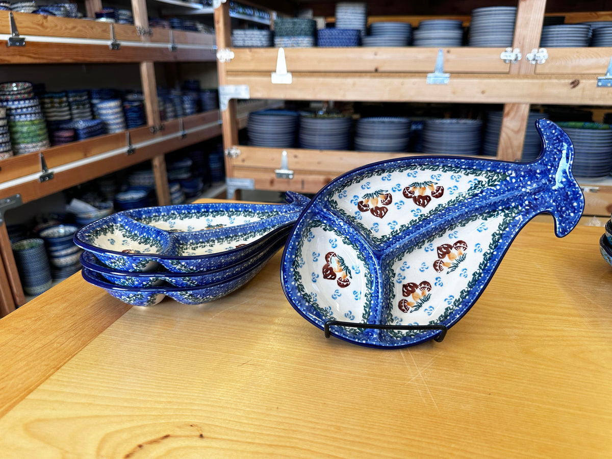 CLEARANCE Divided Fish Dish
