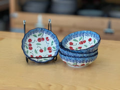 CLEARANCE Scalloped Side Bowl