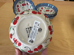 CLEARANCE Scalloped Side Bowl