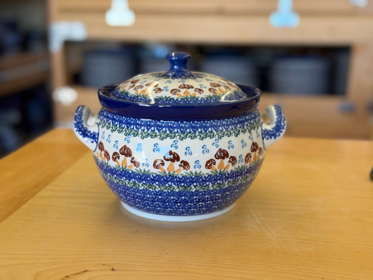 CLEARANCE Covered Bean Pot Tureen