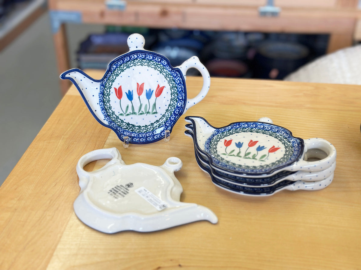 CLEARANCE 8" Teapot Plates