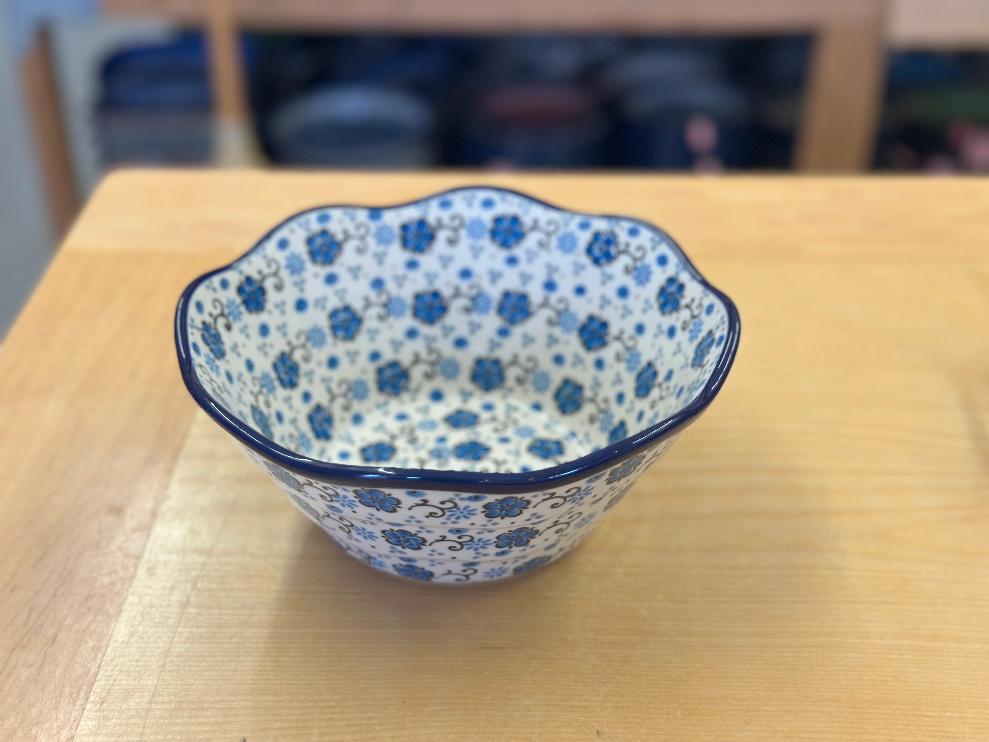 CLEARANCE 8" Tulip Bowl