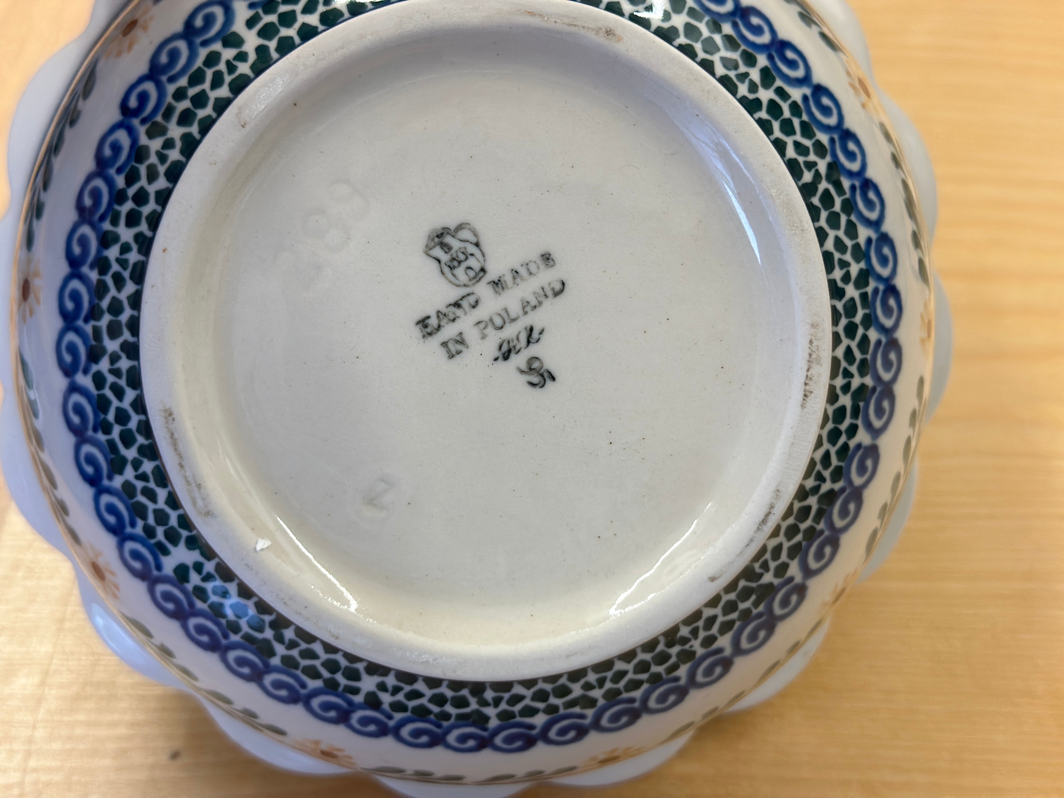 CLEARANCE 8.25" Petal Bowl