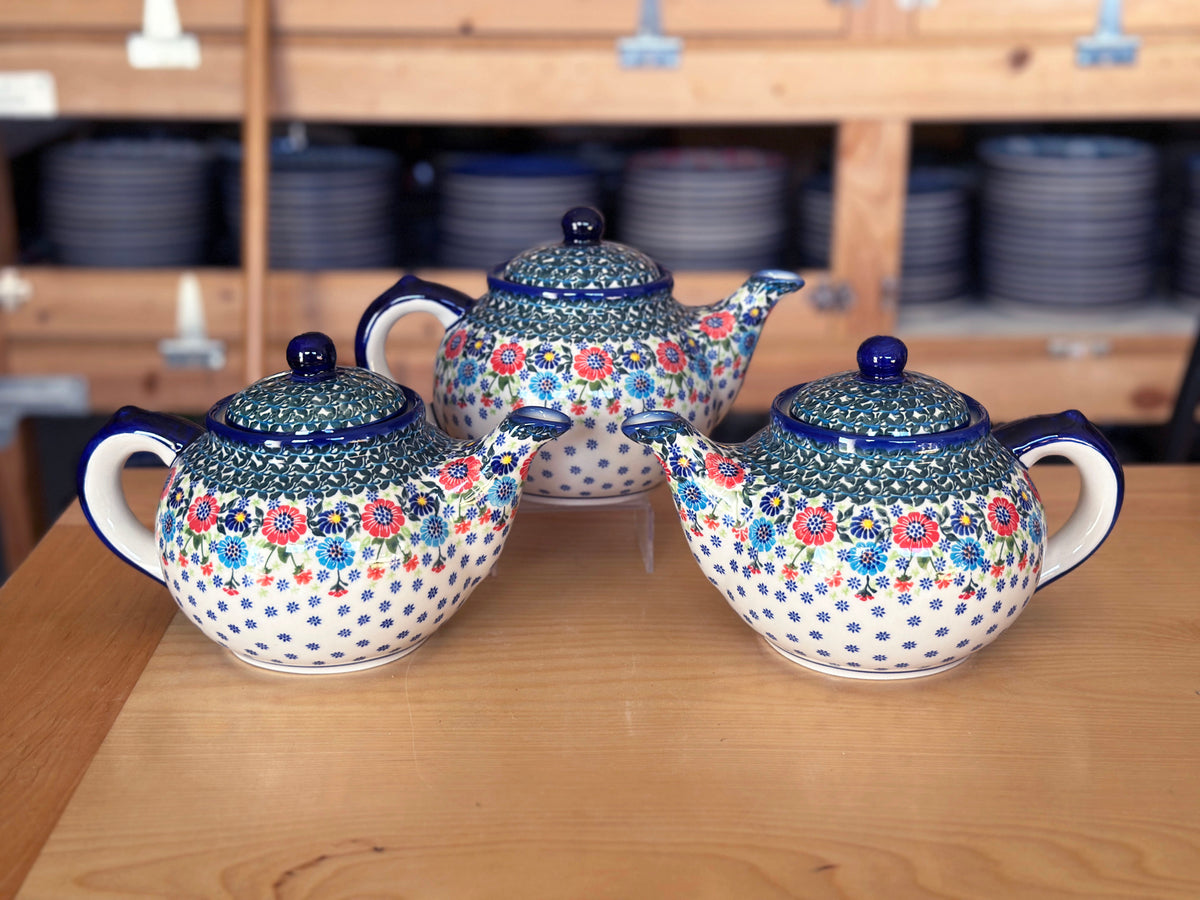 CLEARANCE Unikat 48 oz Teapot