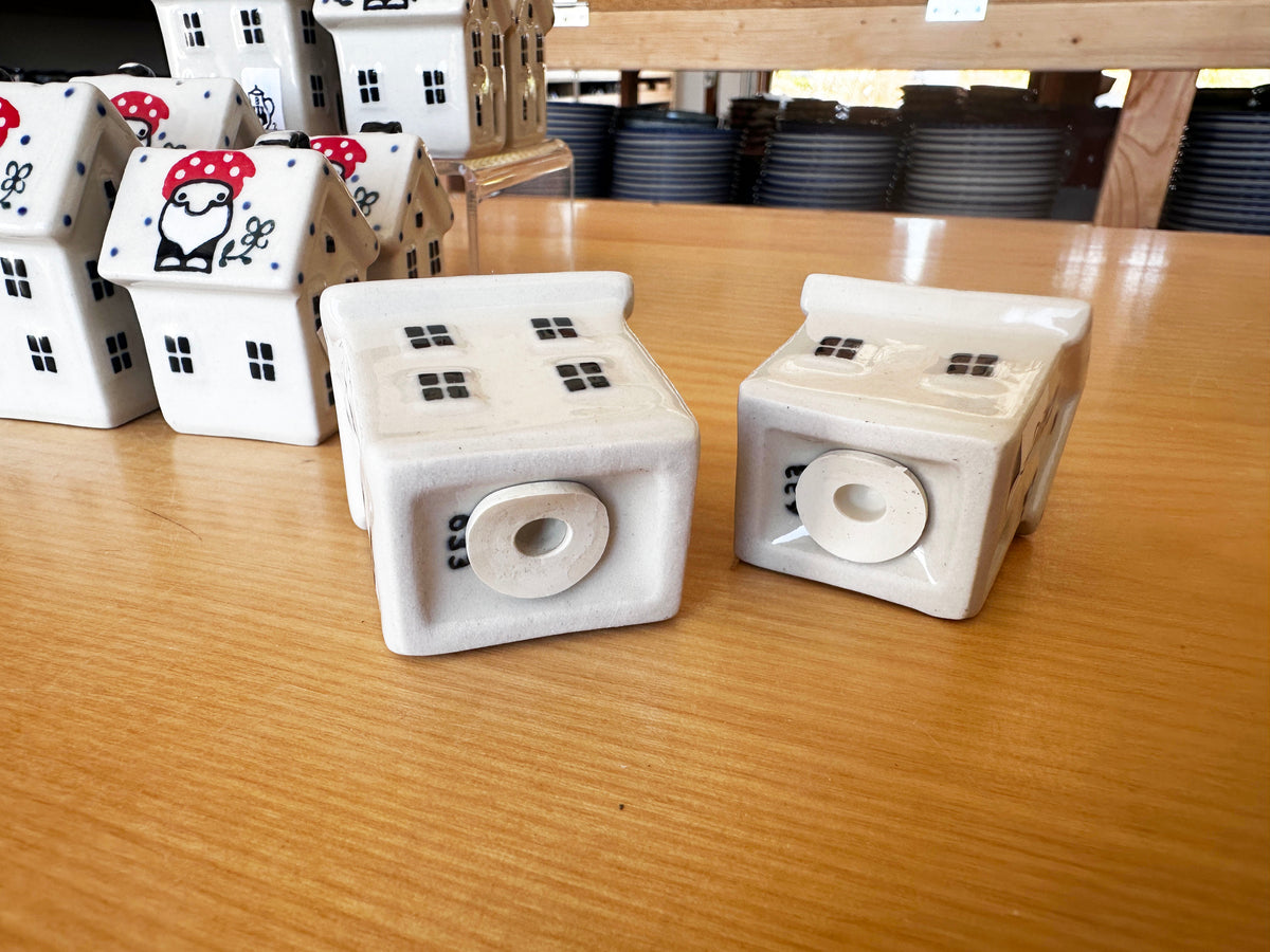 CLEARANCE Salt & Pepper House Set