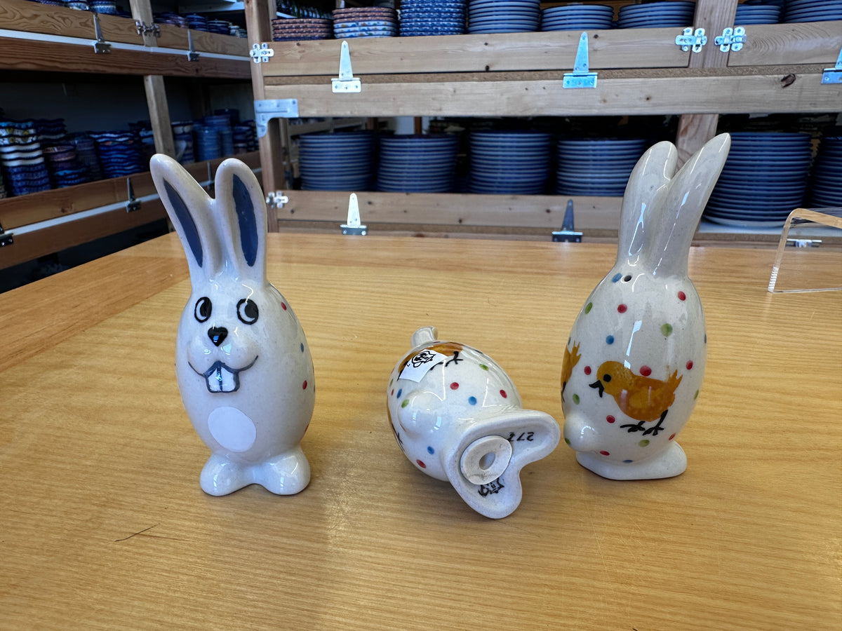 CLEARANCE Funny Bunny Shaker
