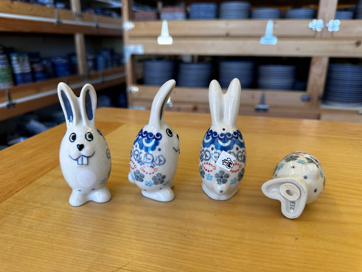 CLEARANCE Funny Bunny Shaker