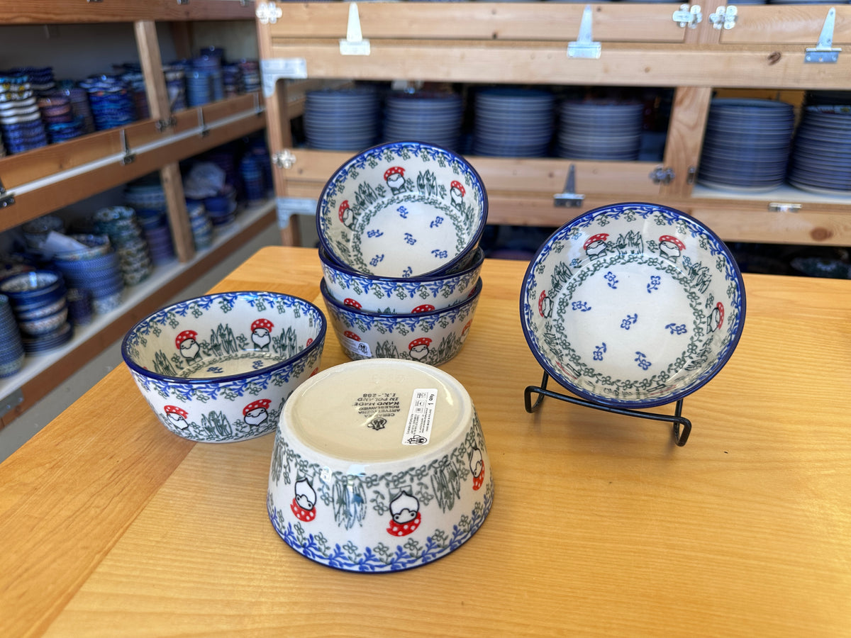 CLEARANCE 4.75" Flat Bottom Bowl