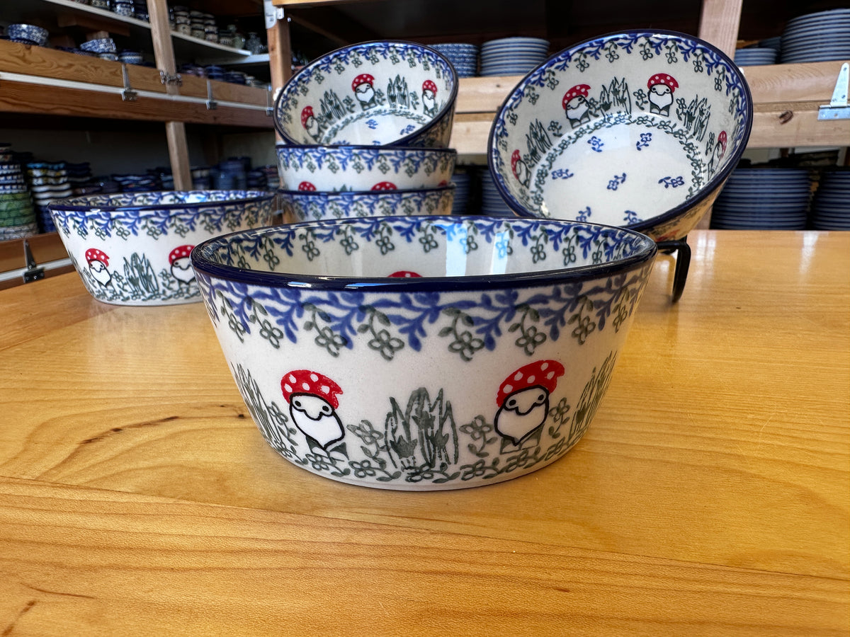 CLEARANCE 4.75" Flat Bottom Bowl