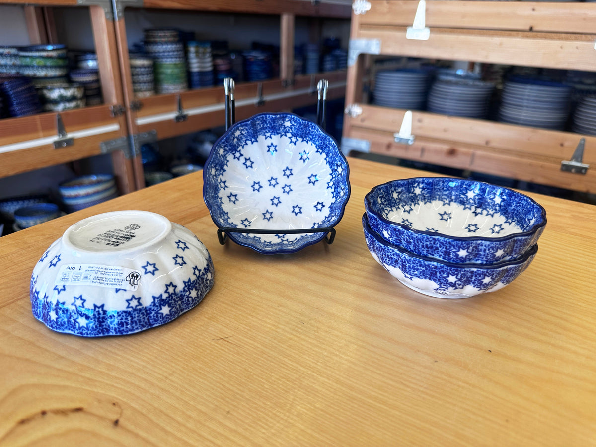 CLEARANCE Scalloped Side Bowl