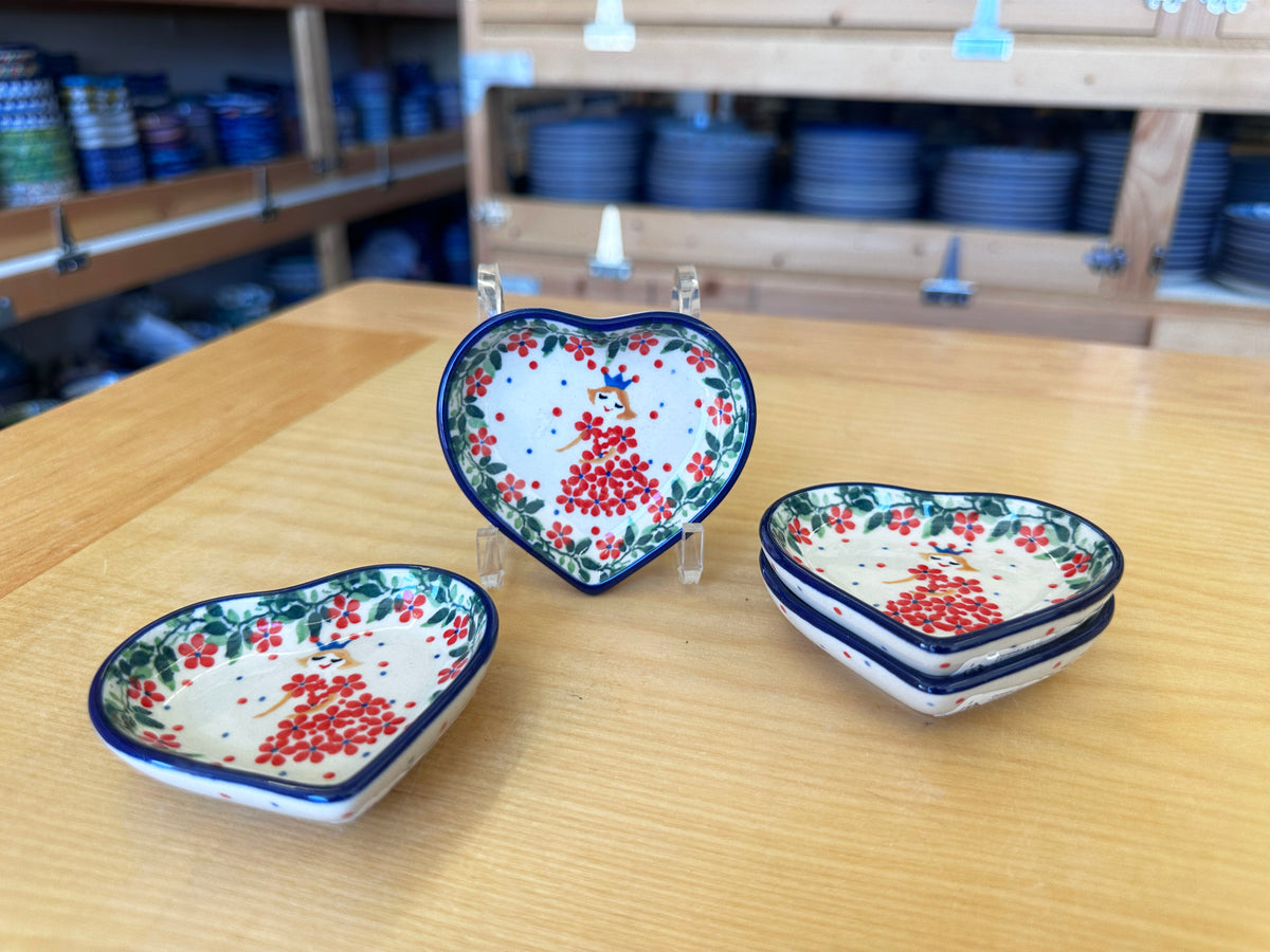 CLEARANCE Small Heart Dish