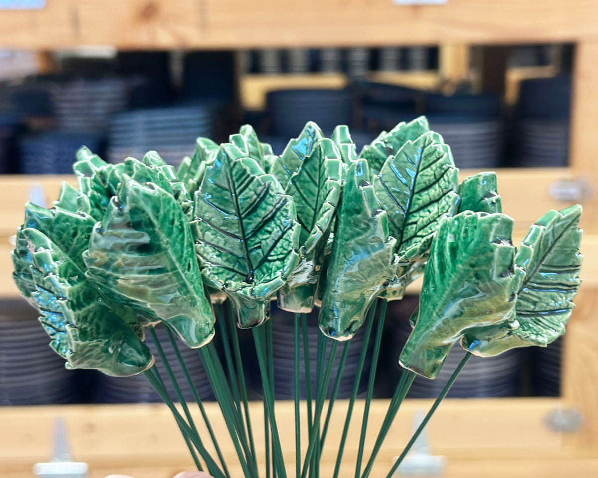 Leaf Accent Ceramic Flower