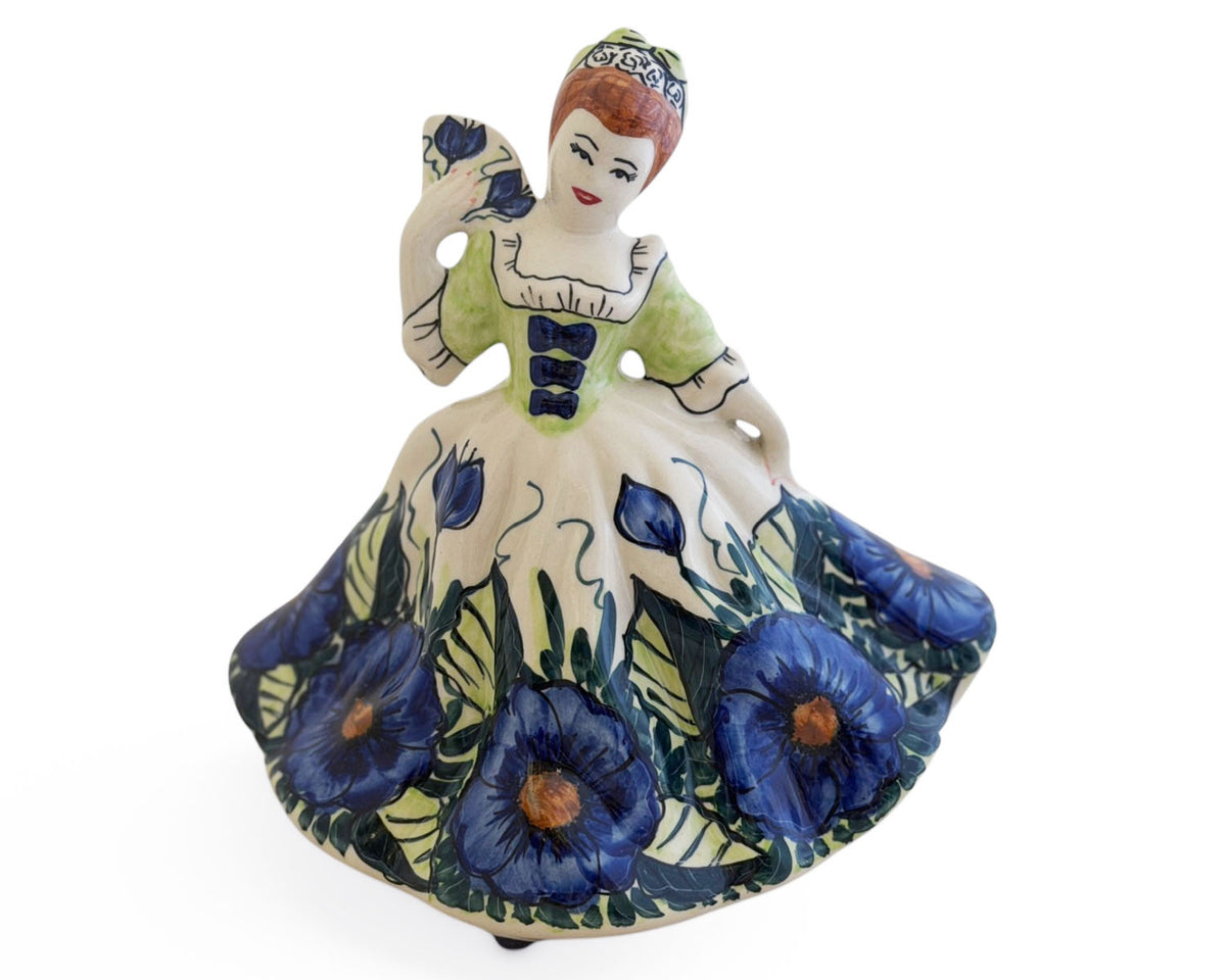 Dancing Unikat Lady Figure